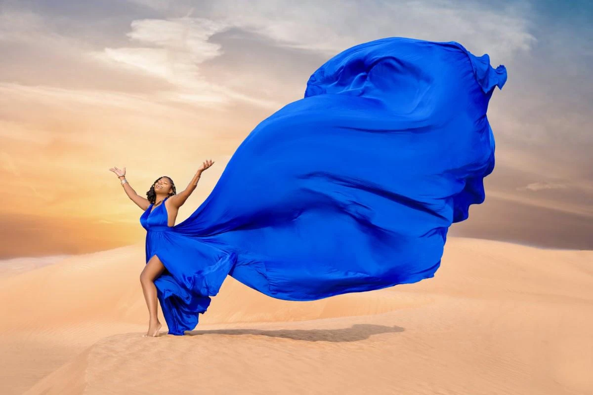 Flying Dress Photoshoot Dubai From Russia