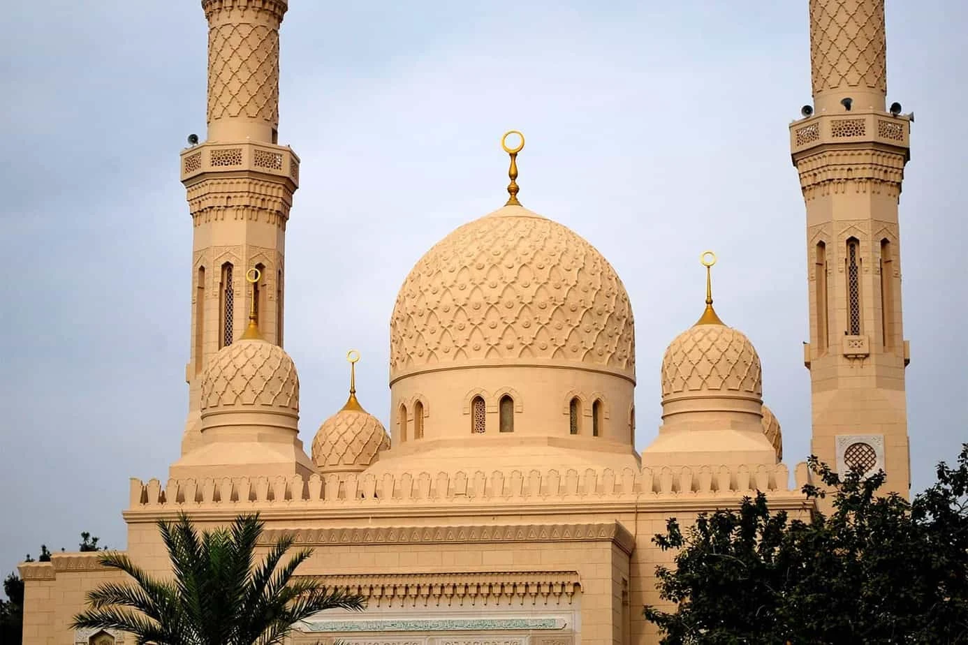 The Glorious Jumeirah Mosque in Dubai