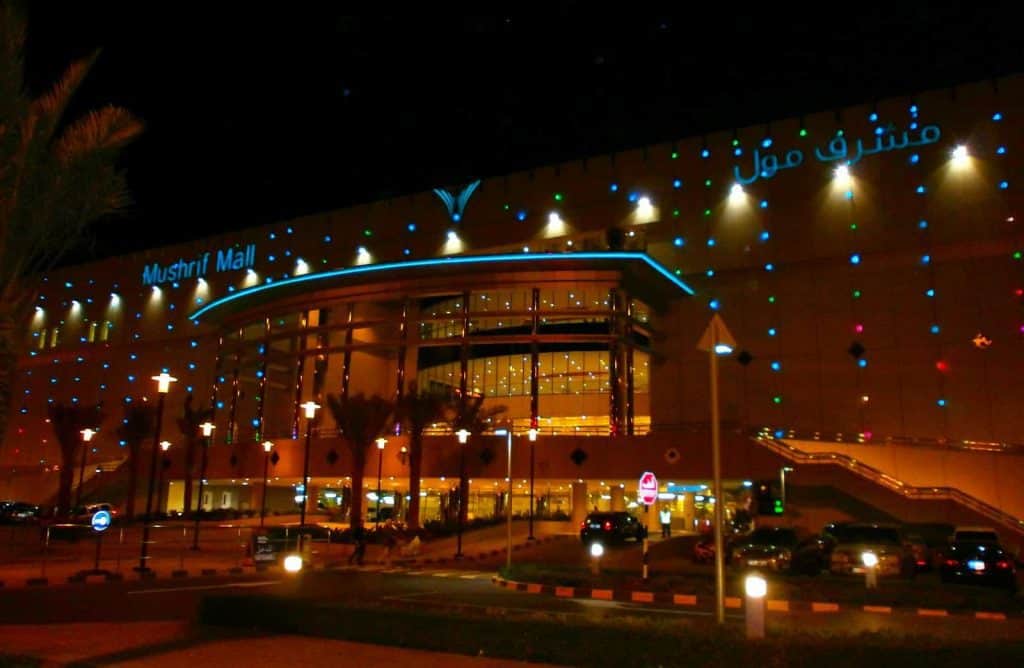 Splendid Shopping Malls in Abu Dhabi for Luxurious Leisure 84