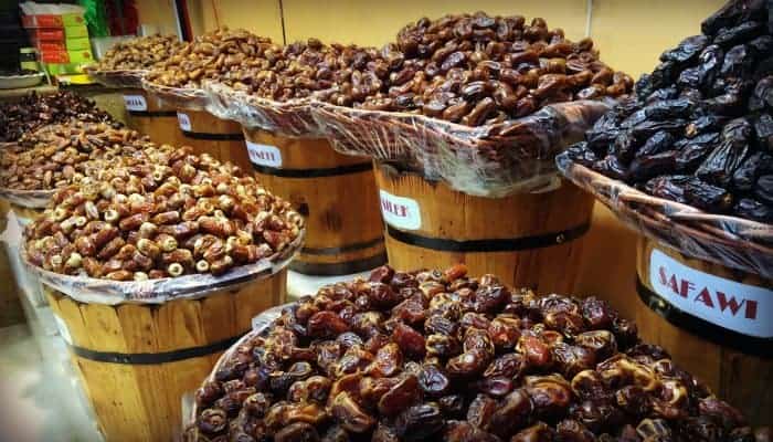 In Search Of Best Date Markets in Abu Dhabi 125