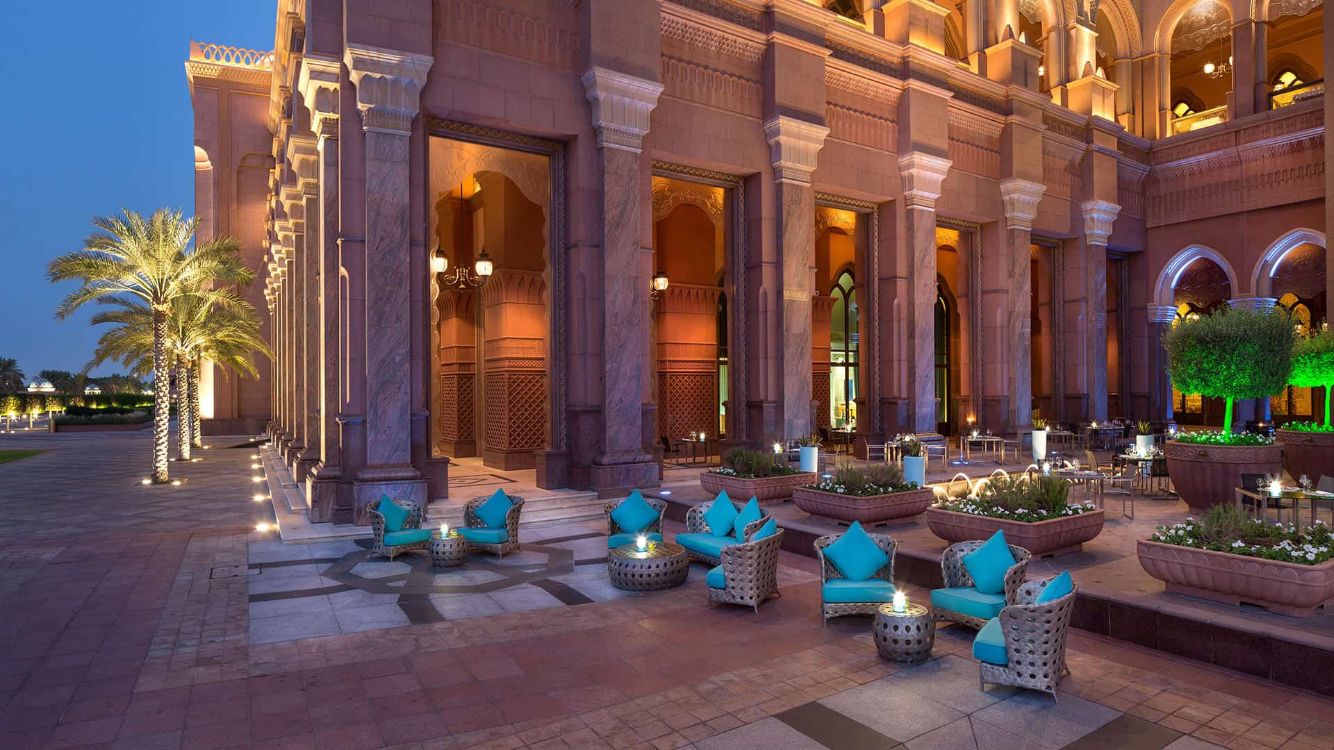 The Celestial Emirates Palace In Abu Dhabi | Travel Plan Dubai