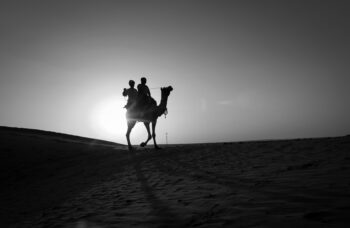 What can you do at Dubai Desert Safari? 4